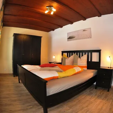 Bauernhof Gfraser مزرعة للإقامة *